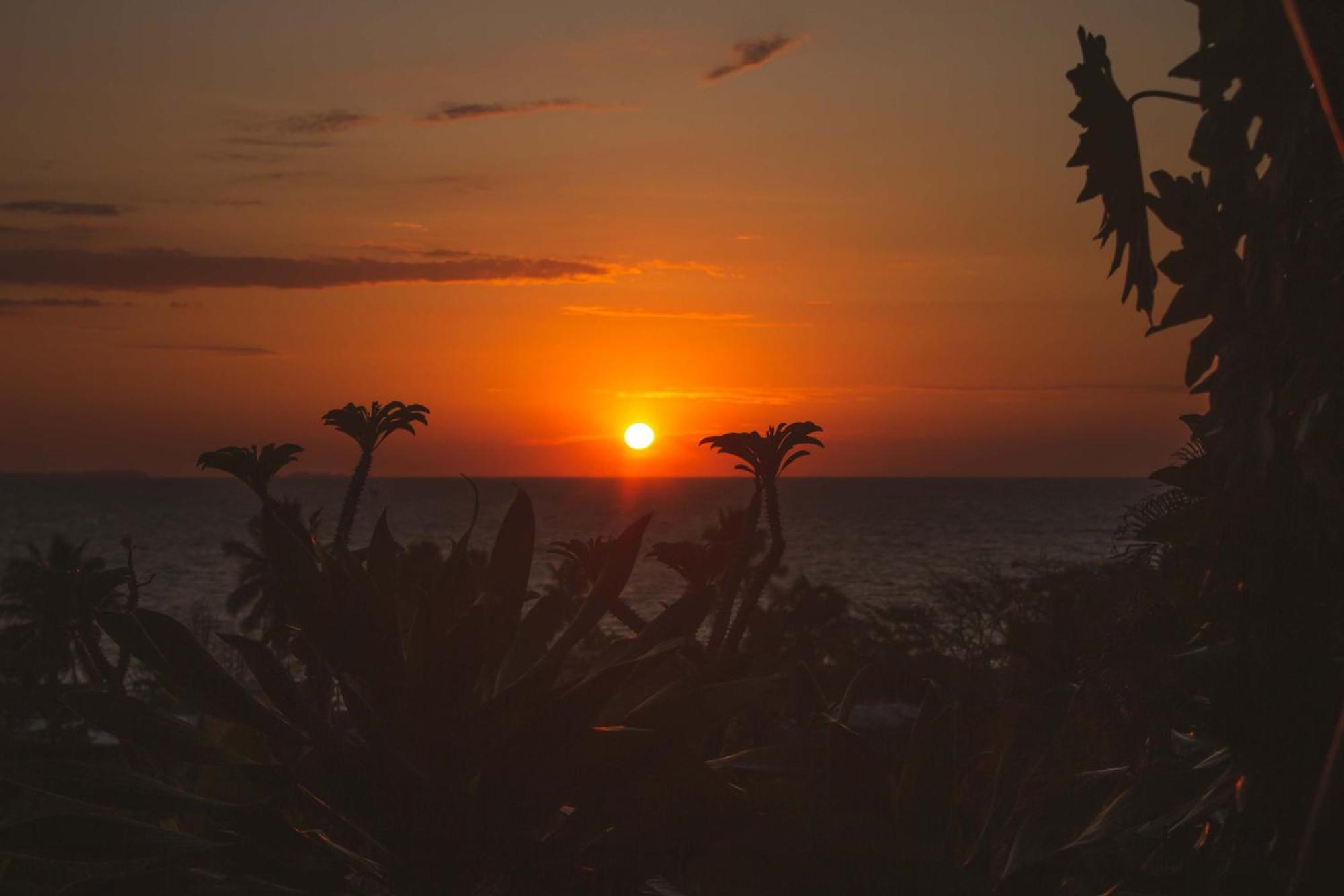 Coucher De Soleil Ambatoloaka  Dış mekan fotoğraf