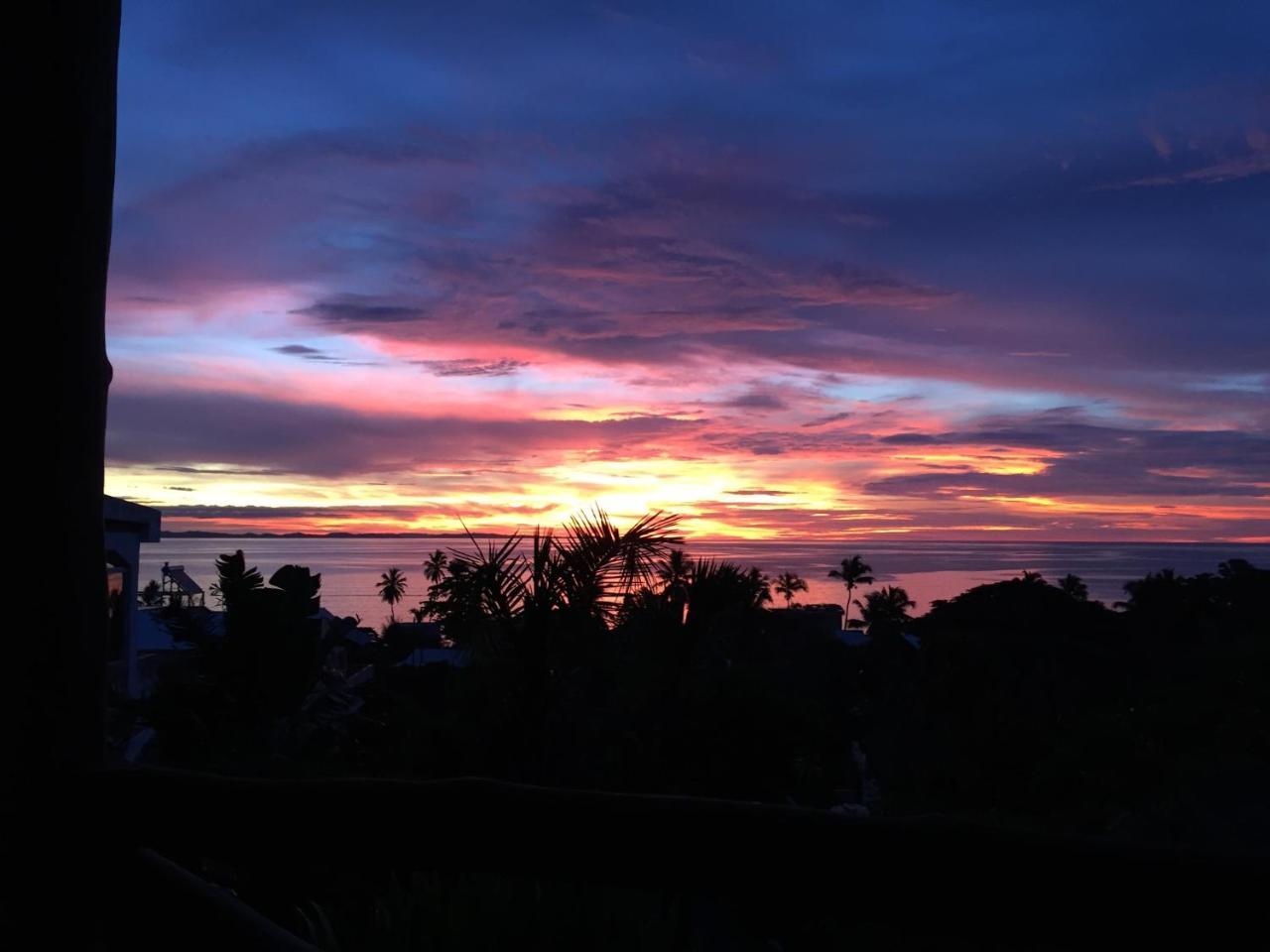 Coucher De Soleil Ambatoloaka  Dış mekan fotoğraf